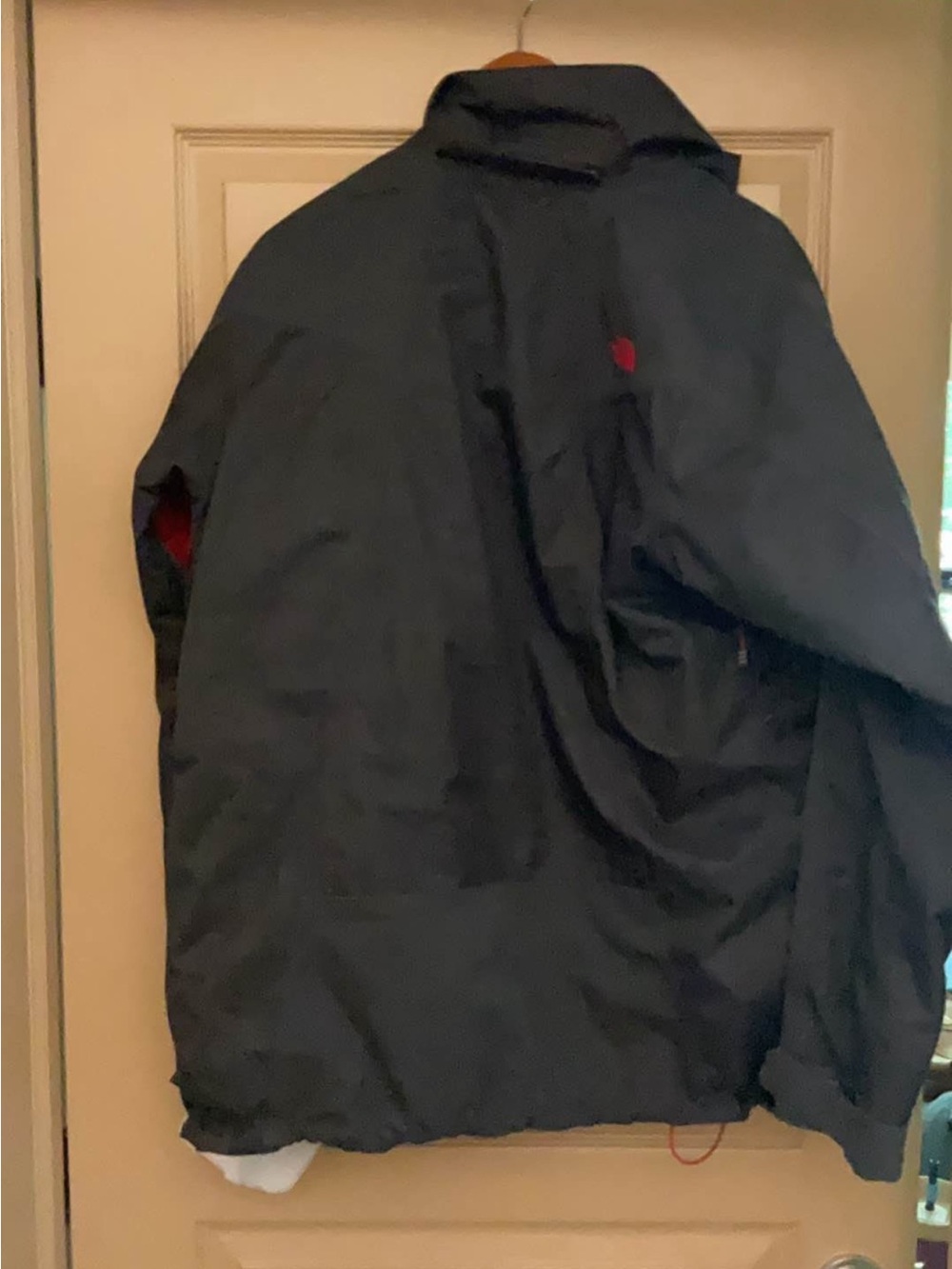 The North Face Men's Black Jacket with Red Lining - Ski & Snowboard Shell - Picture 3 of 3